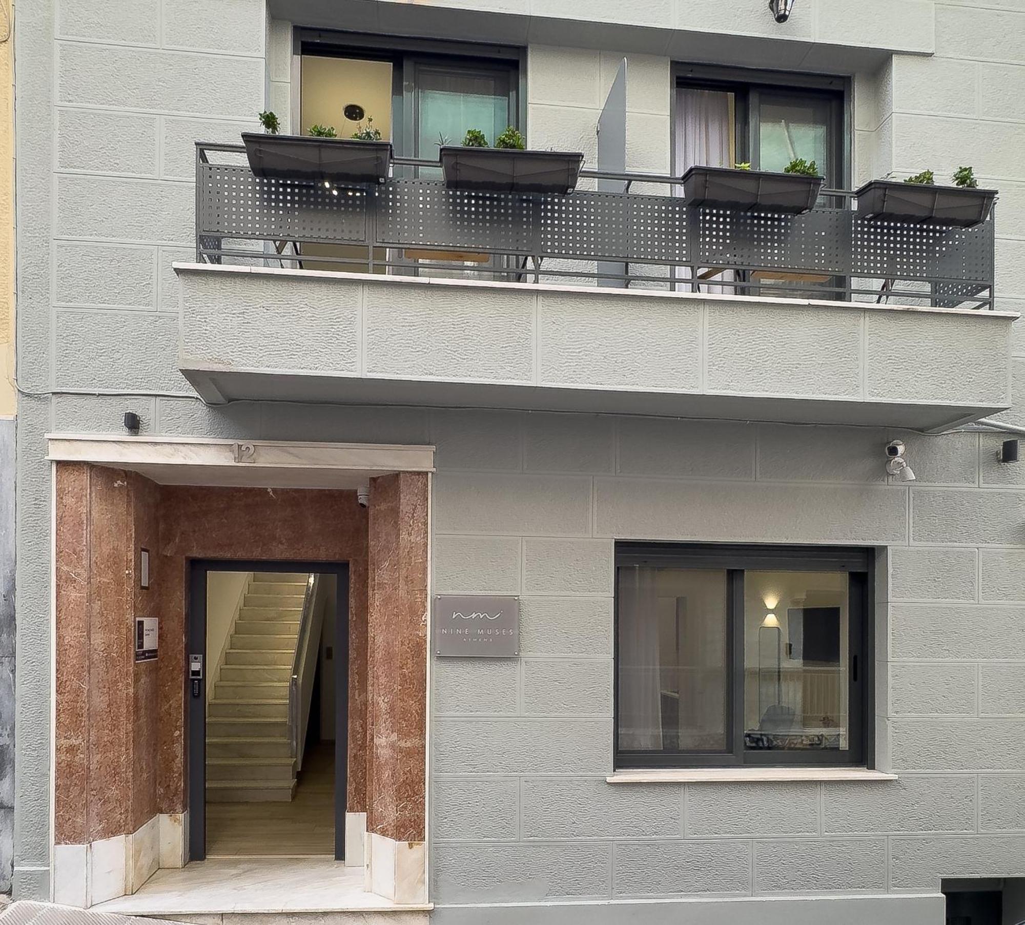 Apartment Phaedrus Living: The Nine Muses Ourania Athen